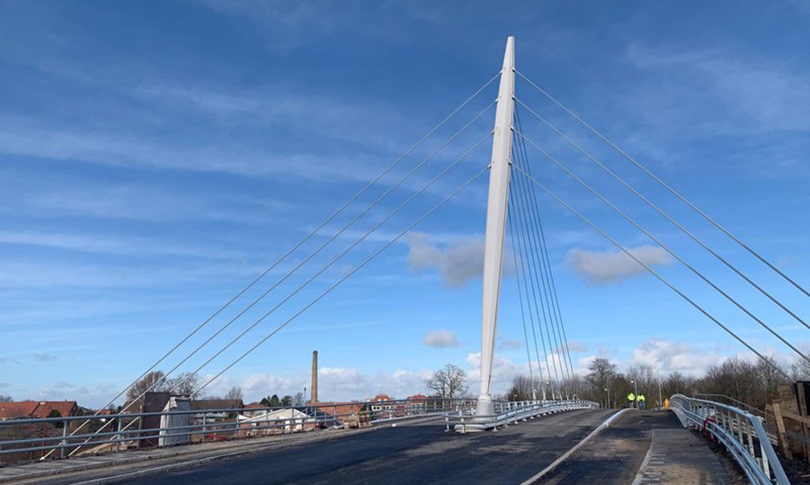 Broen Mellem Hedehusene Og Nærheden Set Fra Sydsidennærheden Siden Februar 2020 800Px