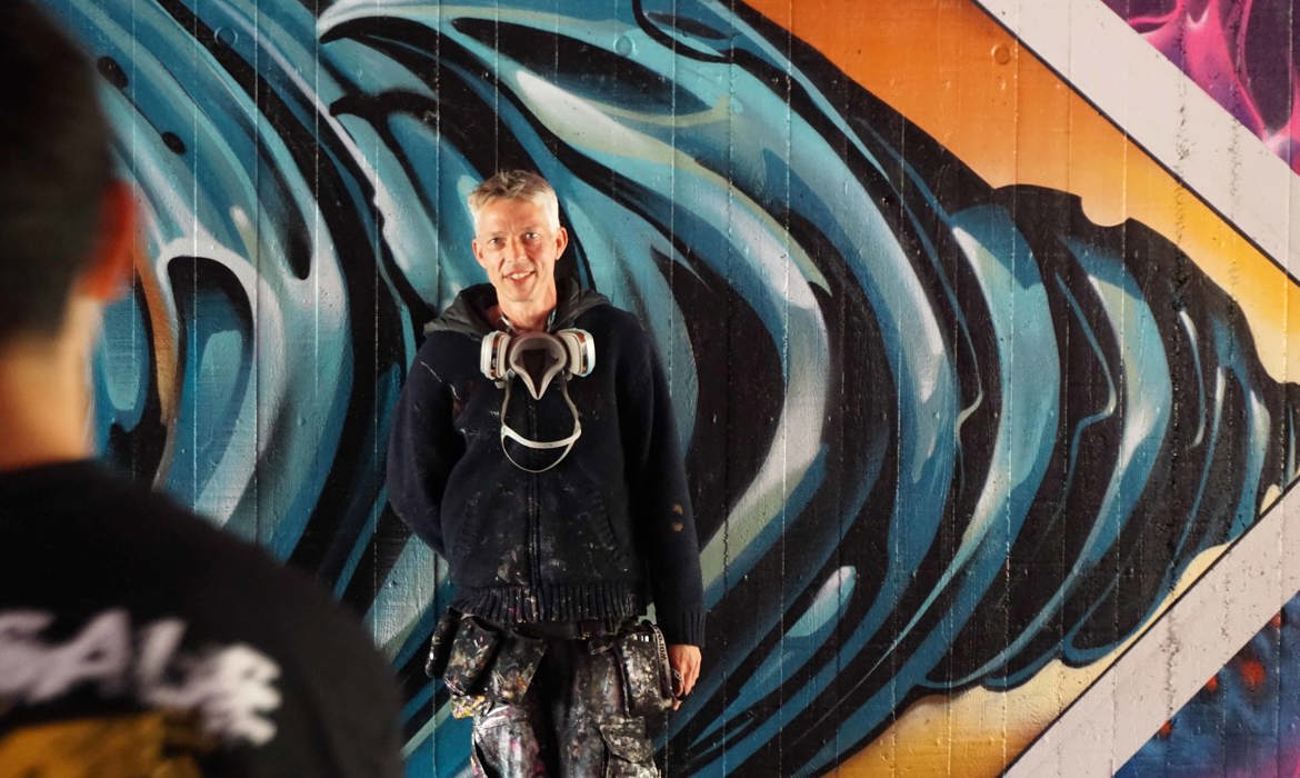 Kunstner Michael Wisniewski i tunnel