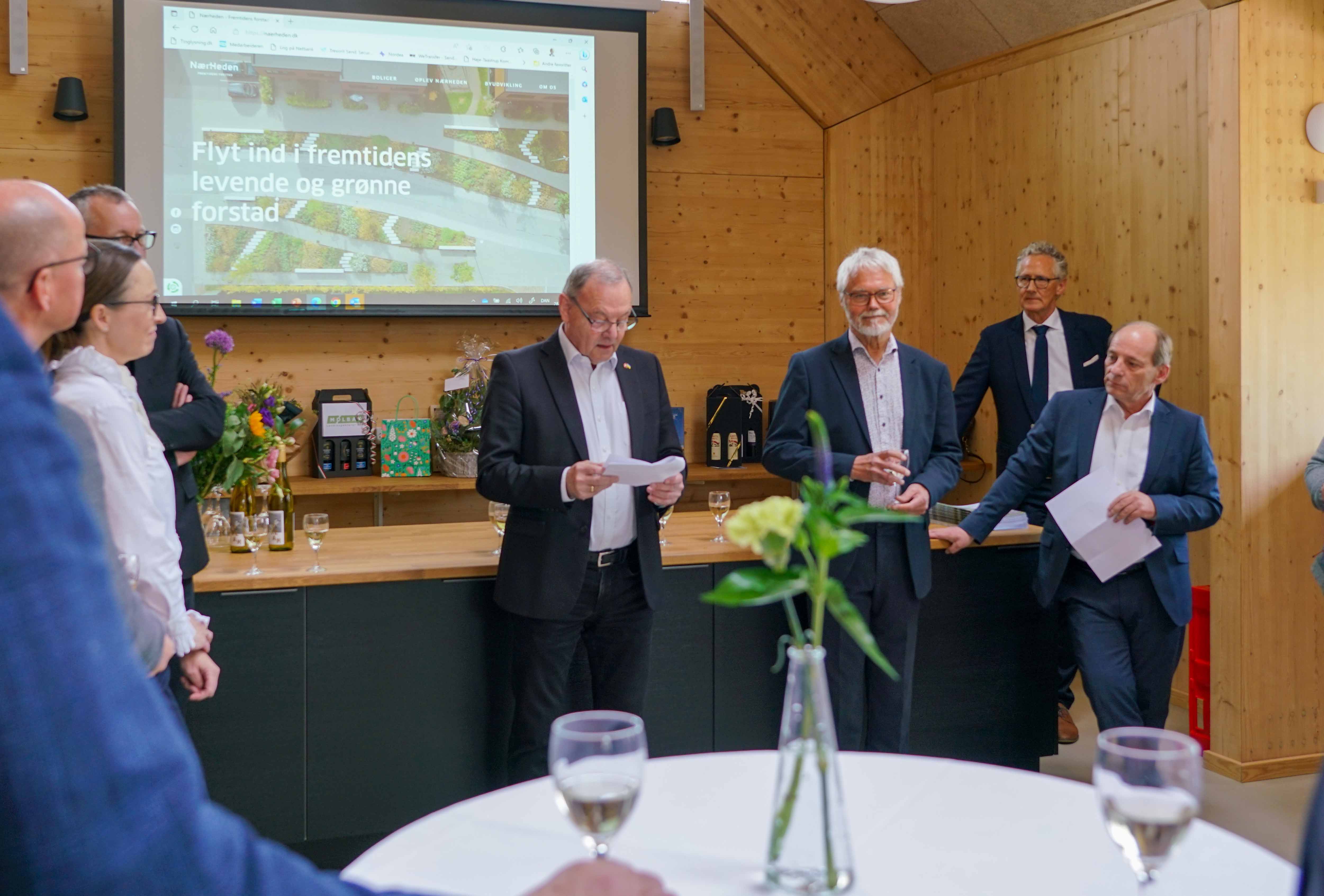 DSC05057 Beskåret Til Web